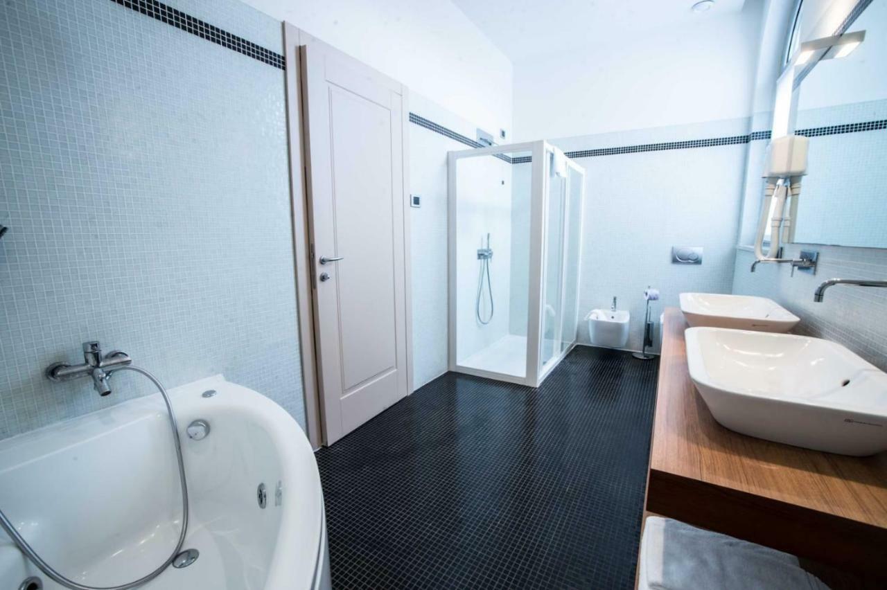 Blue Hotel Suzzara Eksteriør billede